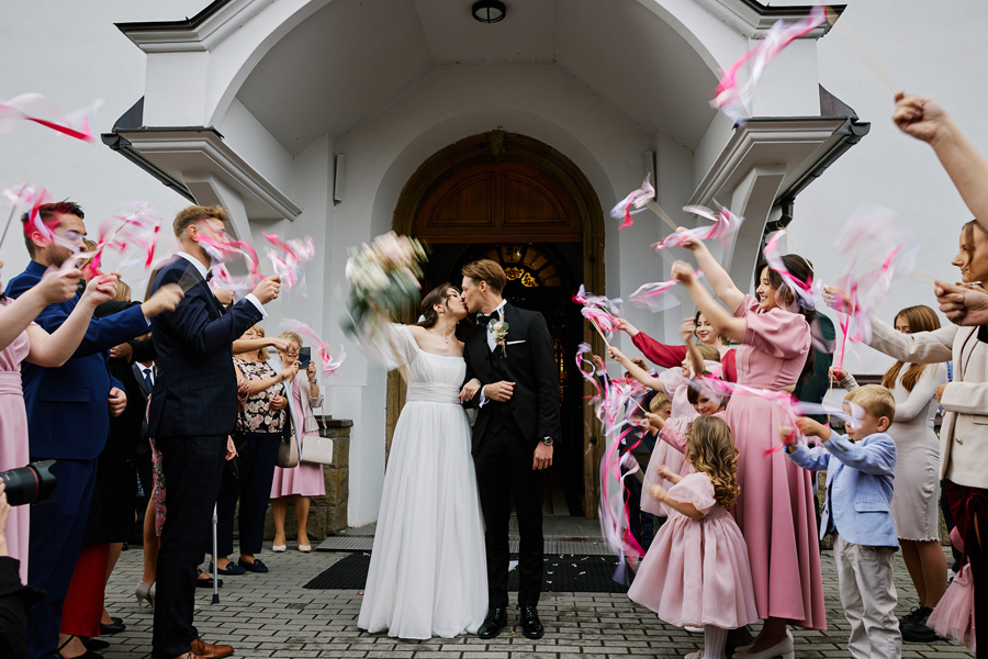 ponadczasowe zdjęcia ślubne